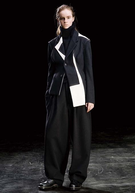 yohji yamamoto official website.